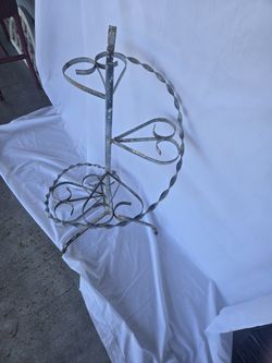 MCM ornamental iron rare heart shaped steps