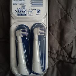 Oral-B TOOTHBRUSH REFILLS