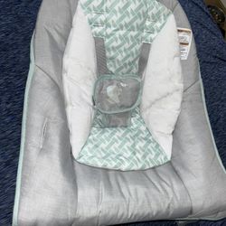 Ingenuity Baby Bouncer 
