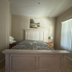 Queen Bed Frame And Matress