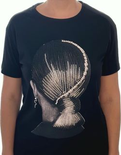 Women's T-shirt with short sleeves, summer 2023, with a pattern and rhinestone embellishments.