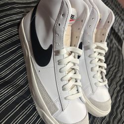 Nike 