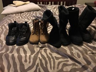 Girls shoes/boots size 2