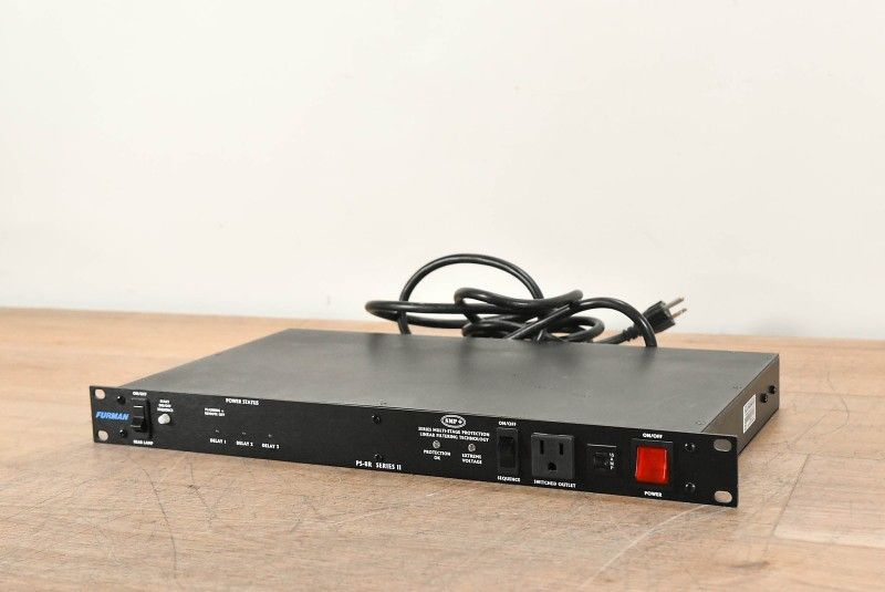 Furman PS-8R 8-outlet Power Conditioner & Sequencer