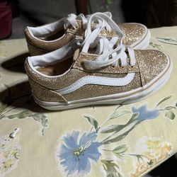 Girls Shoes like new used twice