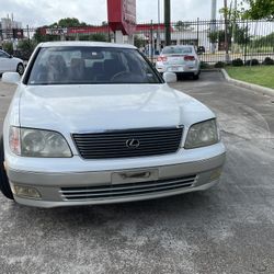 1999 Lexus LS