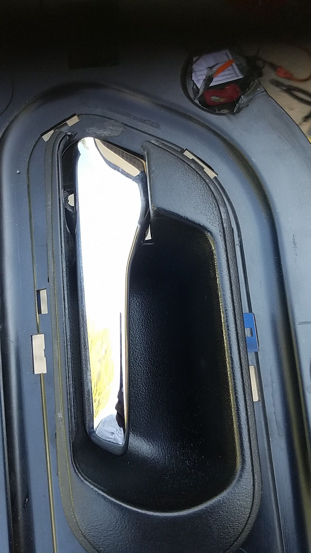 Crossfire driver side door handle