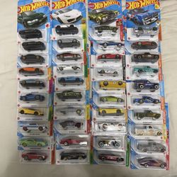 Lots Of Hot wheels 