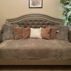 Princess Style Daybed
