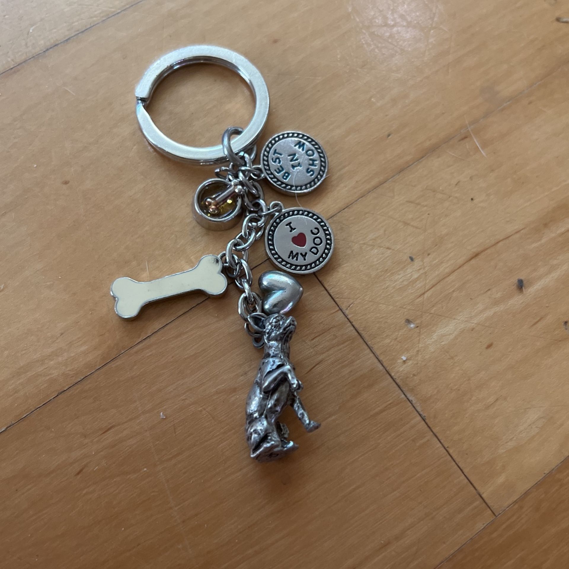 CHIHUAHUA KEYCHAIN