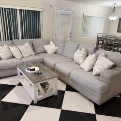 Large Living Spaces Sectional 