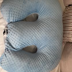 Twin Z Pillow - For Twins Like New 