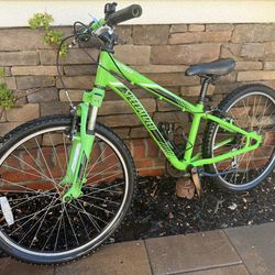 Specialized mountain bike 24”