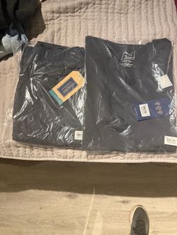 Medical scrubs ￼