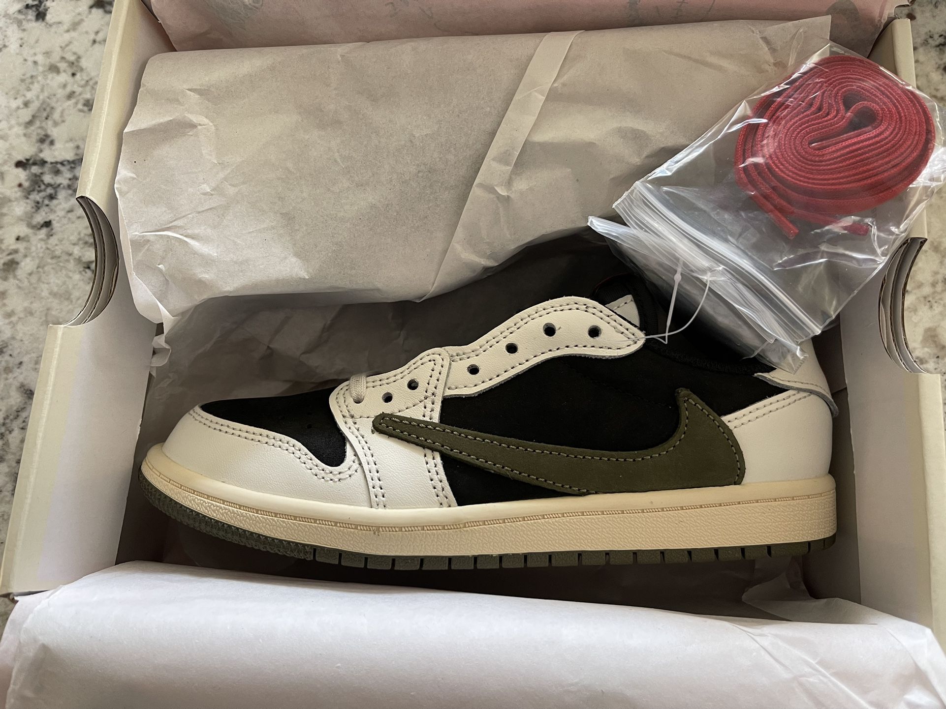 Jordan 1 Low Travis Scott Olive PS Sz 3Y