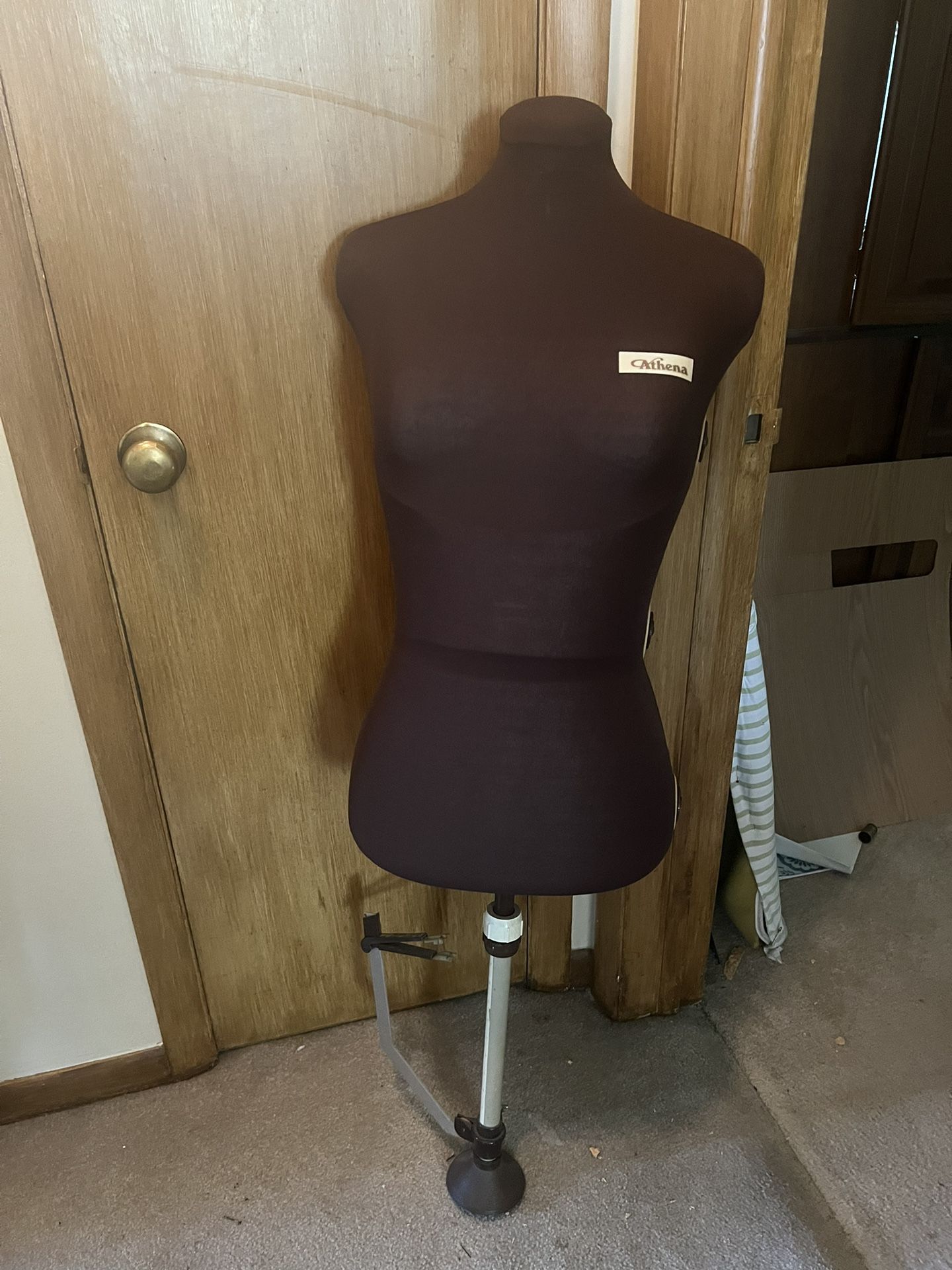 ATHENA ADJUSTABLE SEWING DRESS FORM MANNEQUIN FEMALE NR