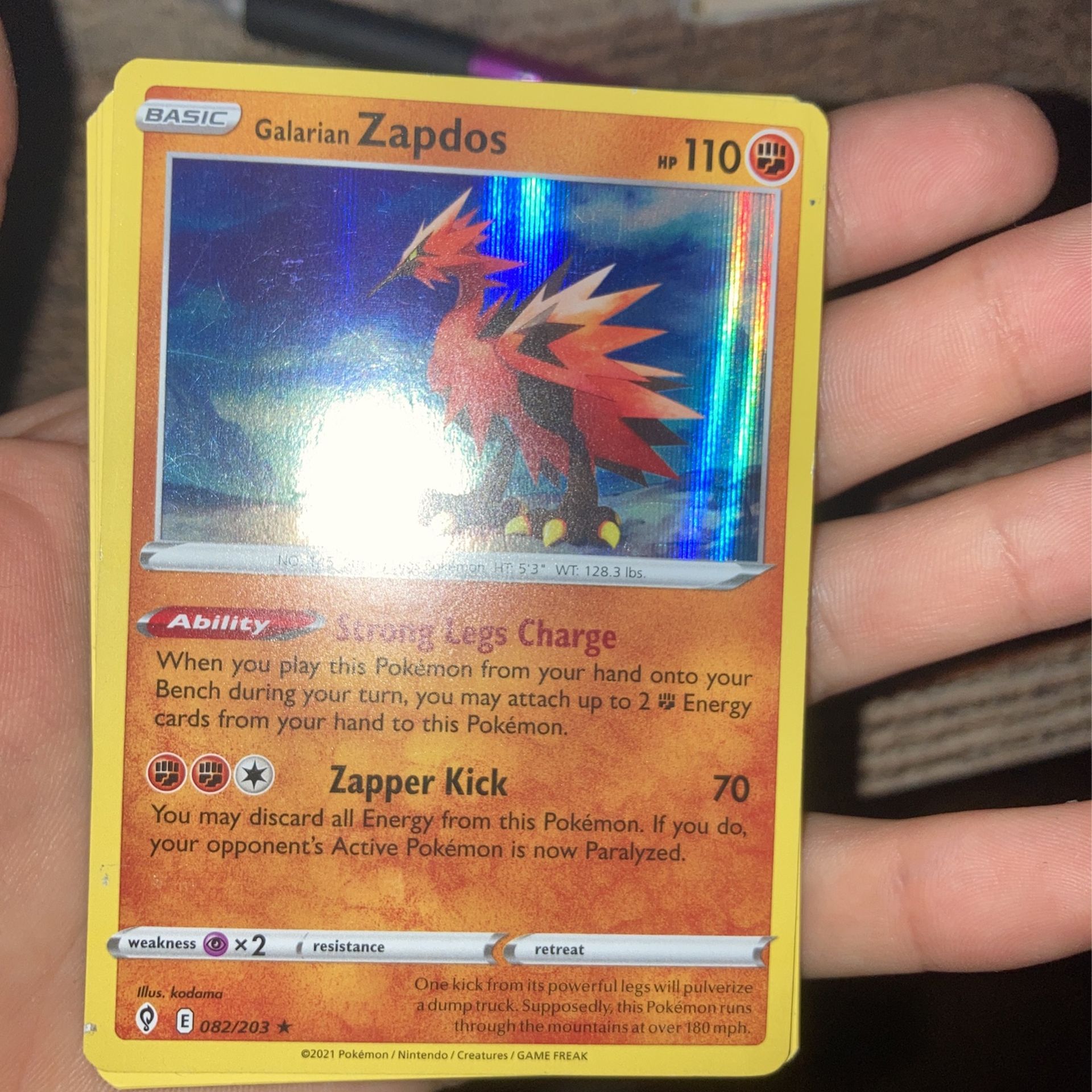 Super Rare Pokémon Zapdos Holo Card