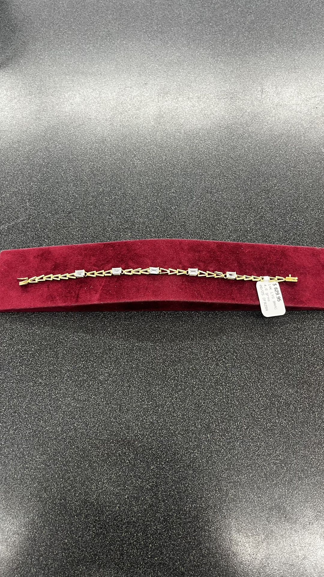 Birthstone Bracelet 14k 4.6 Grms Size 7