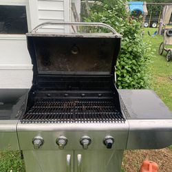 Charbroiled Grill 