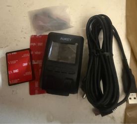 Aukey Dash Cam with Accessories
