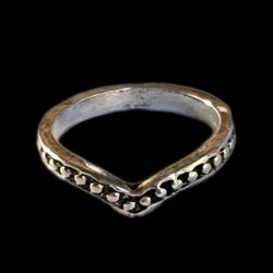 CHEVRON STUDDED NEW TITANIUM  SILVER SIZE 4.5 TOE/HAND RING