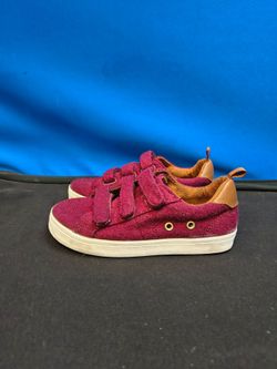 Toddler Red Old Navy 3 Strap Velcrow Sneakers (Size 11)