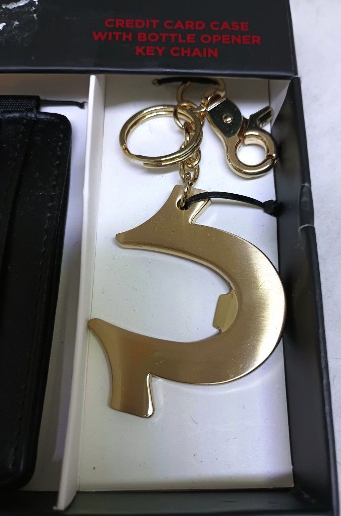 True Religion Black Card Holder with Gold Keychain Set