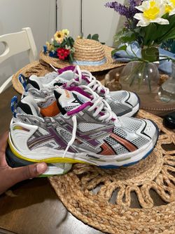 Balenciaga runners
