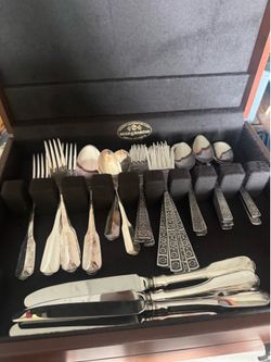 1986 reed & Barton 5 piece place setting