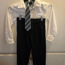 Boys size 4 complete suit - Suit jacket pix inside