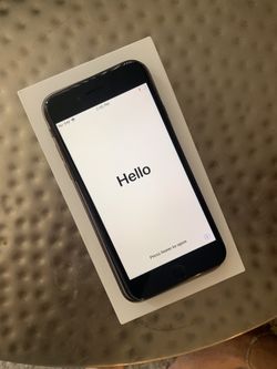 iPhone 8 64gb pre owned 10-10 conditions