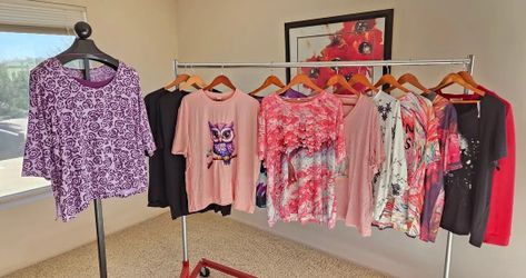 * 12 Christmas Tops Blouses 3x Plus Size Brand New! Women's Hoodie