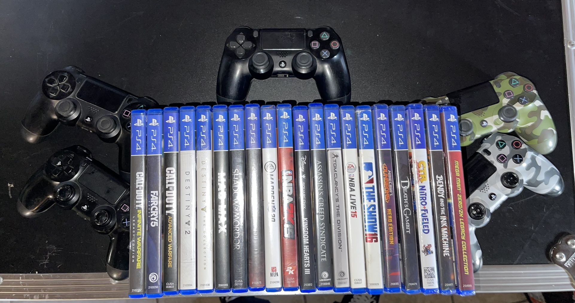 Ps4 20 Games/ 5 Controllers Lot Trade For Dj Equipment for Sale in