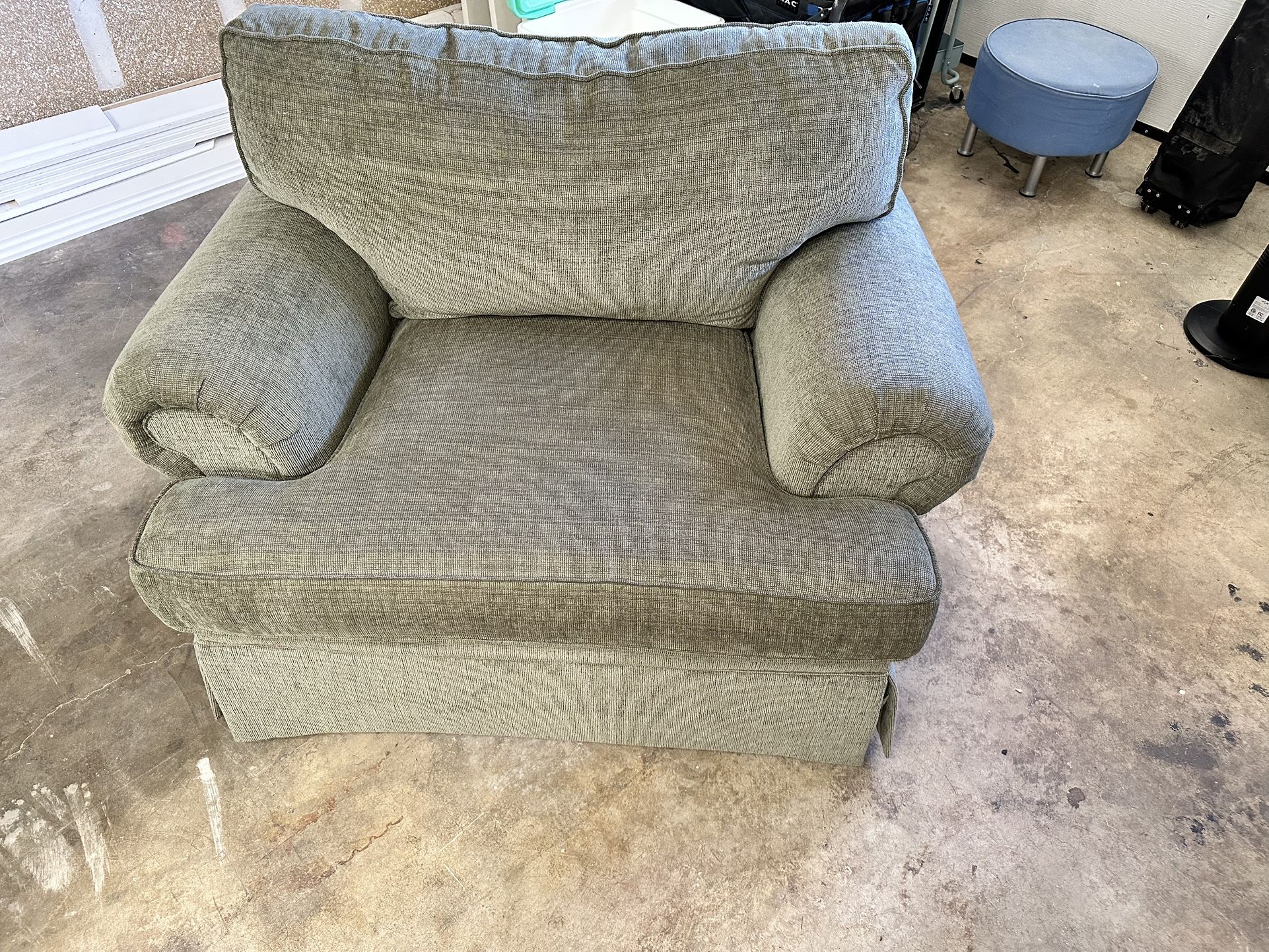 Flexsteel Oversize Chair In Green