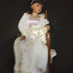 Description: Porcelain Collector Doll
Pattern: Special A
Status: Discontinued