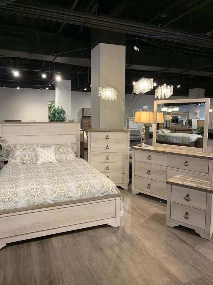 Bedroom Set ,nightstands,dresser With Mirror,chest
