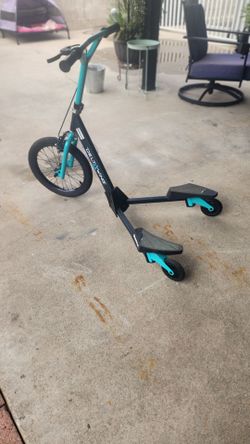 Razar scooter ❗️READ FULL DESCRIPTION❗️