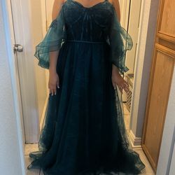 Emerald Lace Dress Size 16 Woman