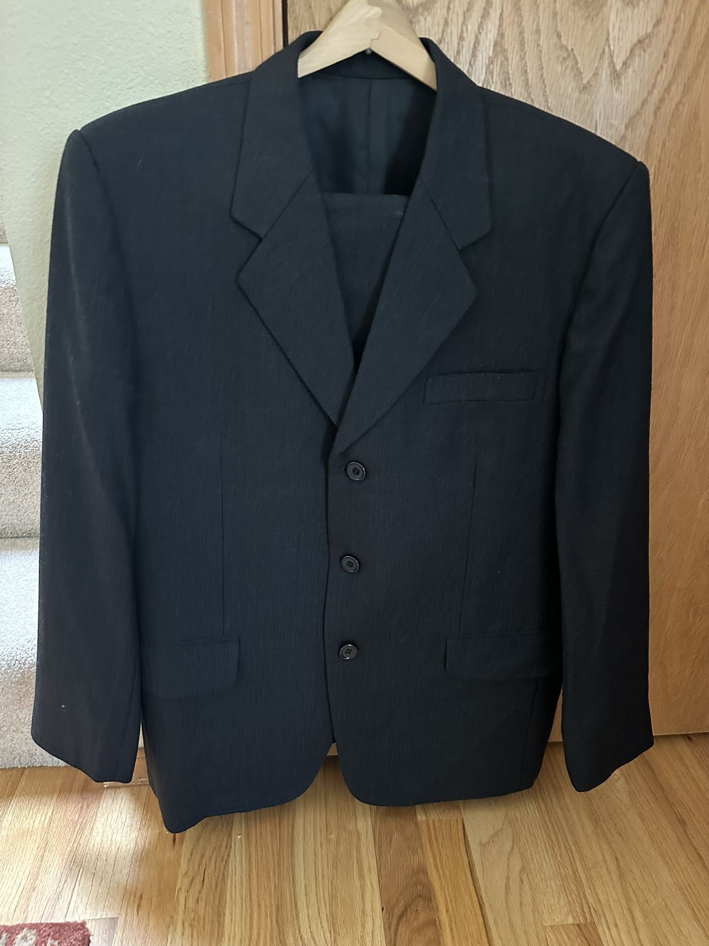 Men’s Custom Suit