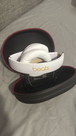 Beats Studio Pro