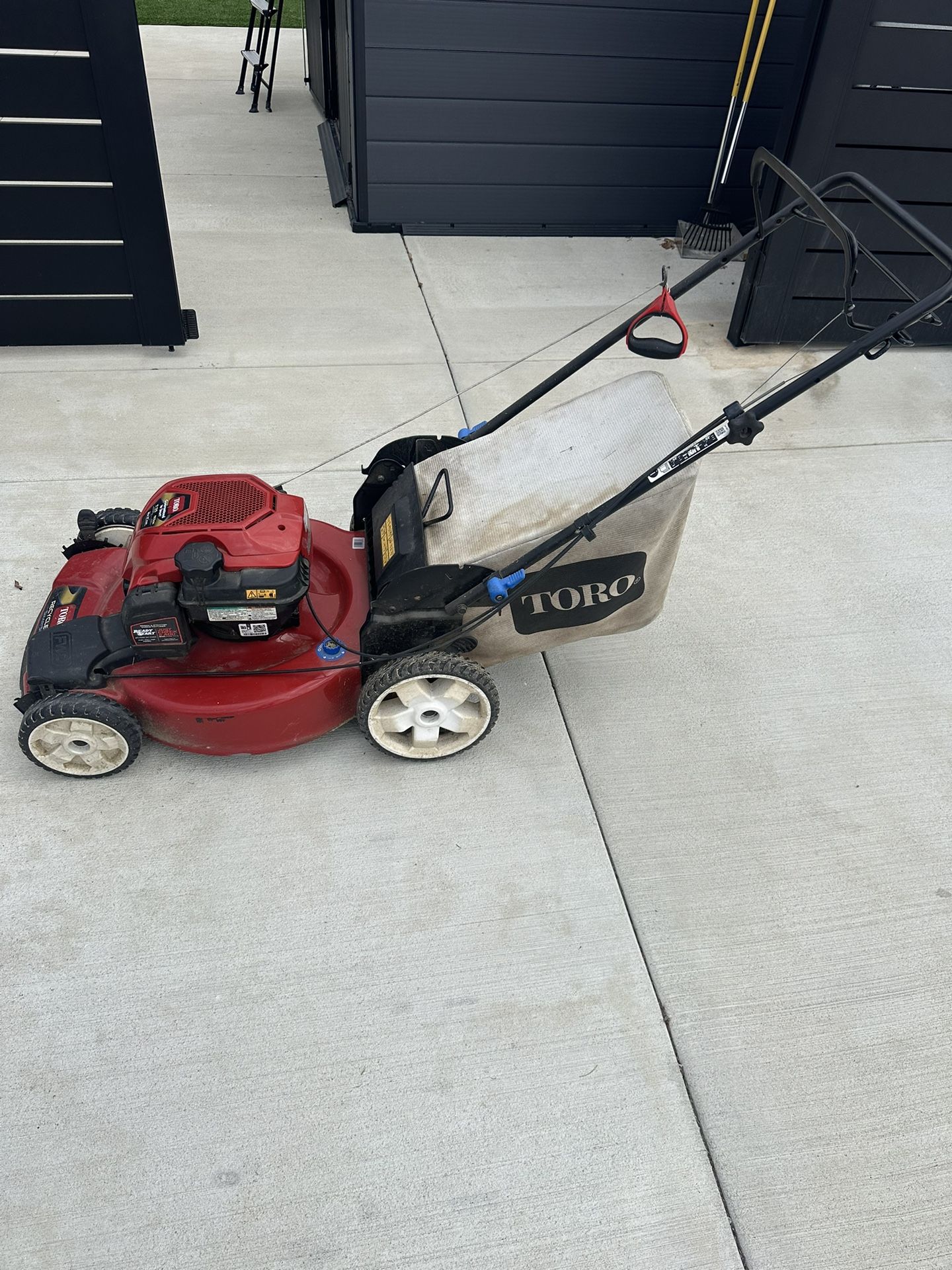 Toro Propelled Lawn Mower 