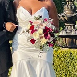 Beautiful wedding dress Sz:14/16