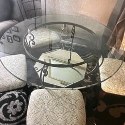 Glass Dinning Table With Chairs