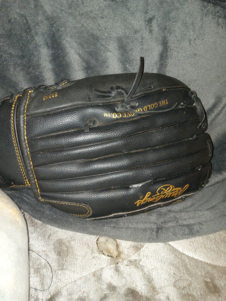 Baseball glove.