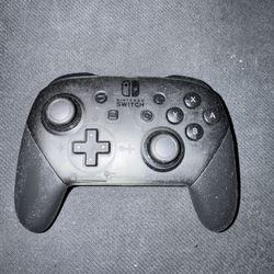 Nintendo Switch Pro Controller 