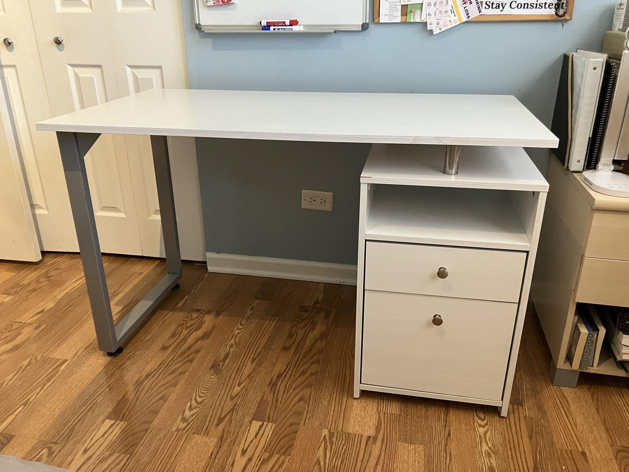 Modern Style White Writing Desk With Storage Drawers