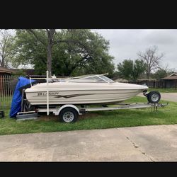 2001 Larson boat 19 foot outboard 150hpJohnson motor 