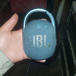Jbl clip 4