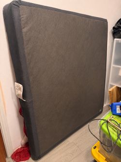 Used bed set