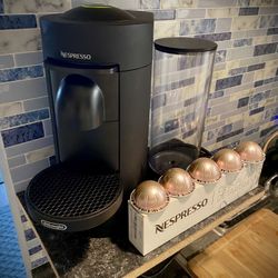 ☕ Nespresso VertuoPlus (De’Longhi) – Includes Extras